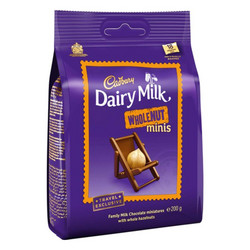 Продуктови Категории Шоколади Cadbury Dairy Milk 18 бонбона от млечен шоколад с цели лешници 200 гр